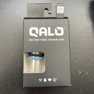 Qalo size 7 wedding bands